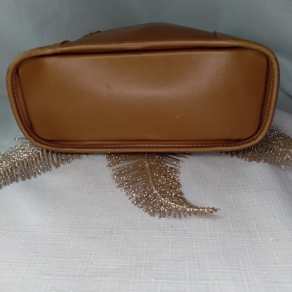 Liz Claiborne mini purse - Picture 6 of 8